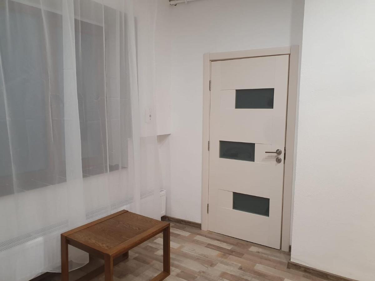 Апартаменты Apartament Diaconu Coresi Брашов Экстерьер фото