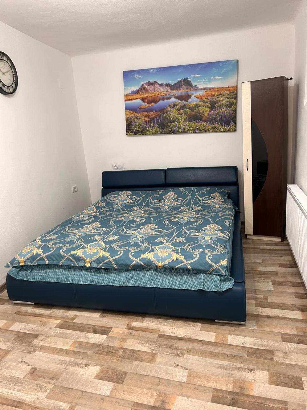 Апартаменты Apartament Diaconu Coresi Брашов Экстерьер фото