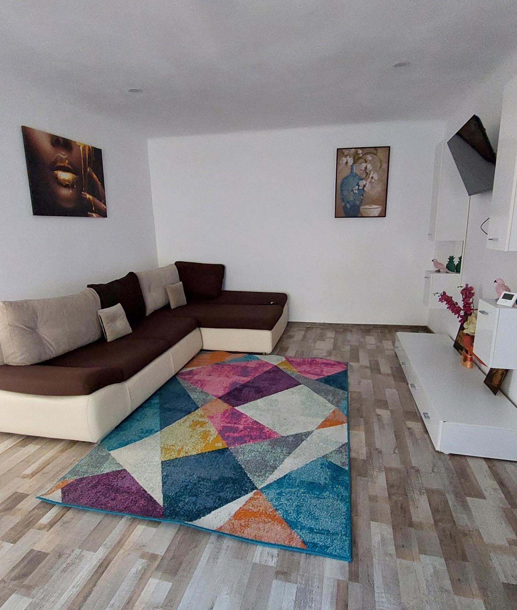 Апартаменты Apartament Diaconu Coresi Брашов Экстерьер фото